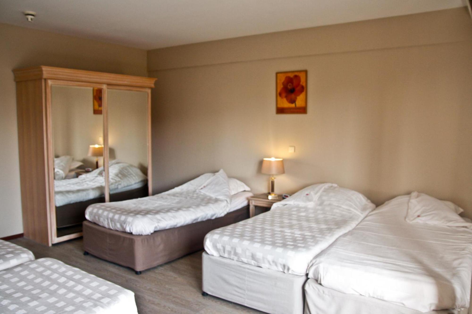Ambassador Suites Antwerpen Kültér fotó