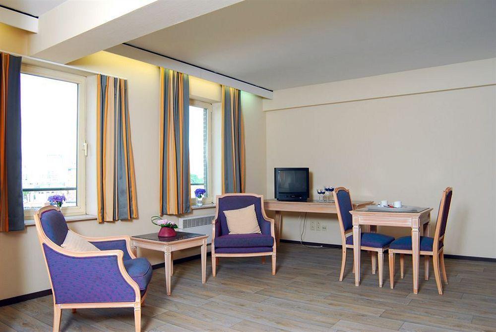 Ambassador Suites Antwerpen Kültér fotó