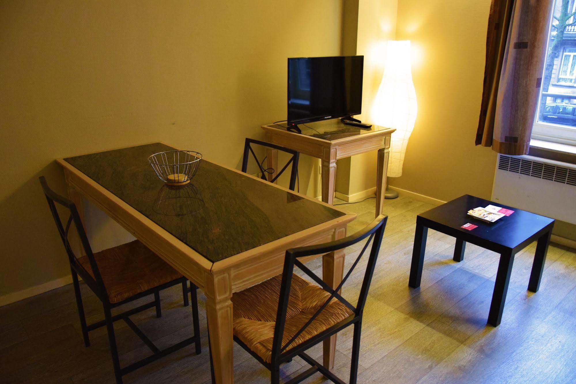 Ambassador Suites Antwerpen Kültér fotó