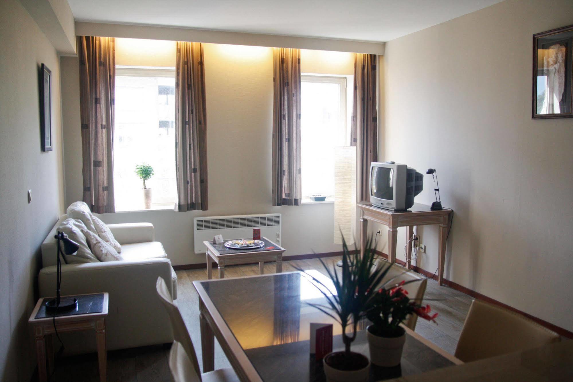 Ambassador Suites Antwerpen Kültér fotó